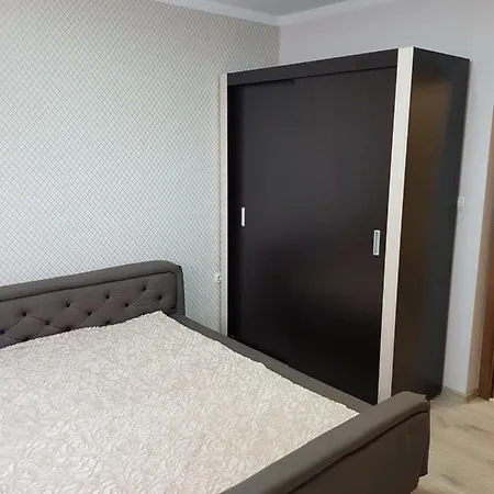 Хепи Апартмънтс * Plovdiv