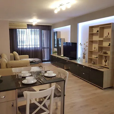 Хепи Апартмънтс Apartment Plovdiv